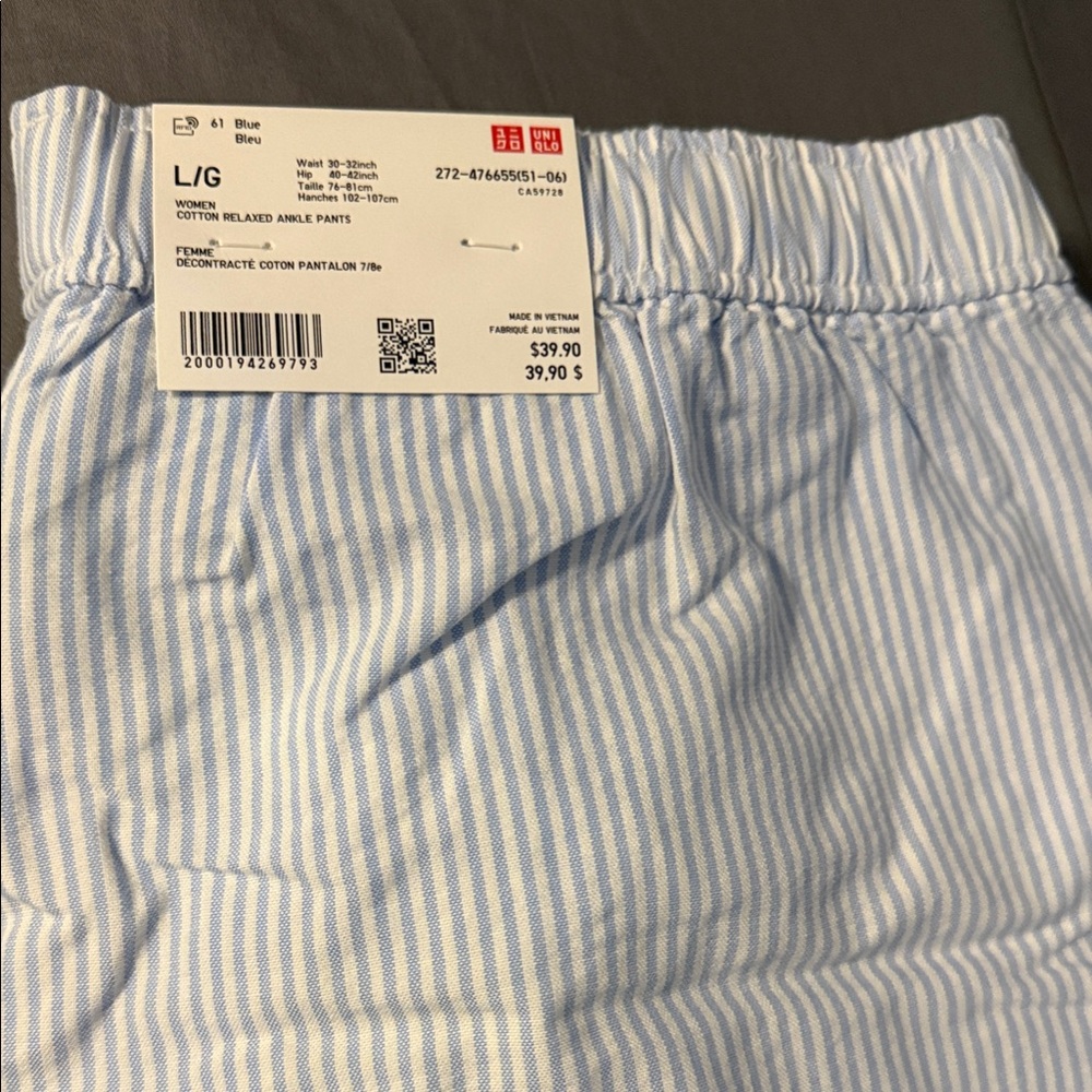 Uniqlo Light Blue and White Striped Ankle Pants - L/G